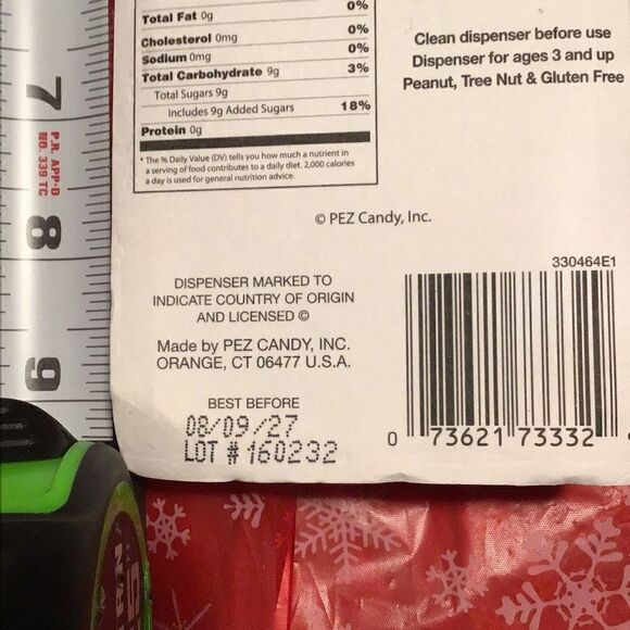 Santa Claus Pez dispenser with two times the candy - Picture 5 of 6